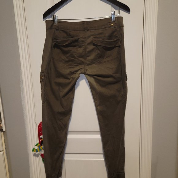 Fitted cargo style pant - Picture 1 of 2